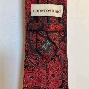 100% silk red and black paisley tie by Pronto Uomo